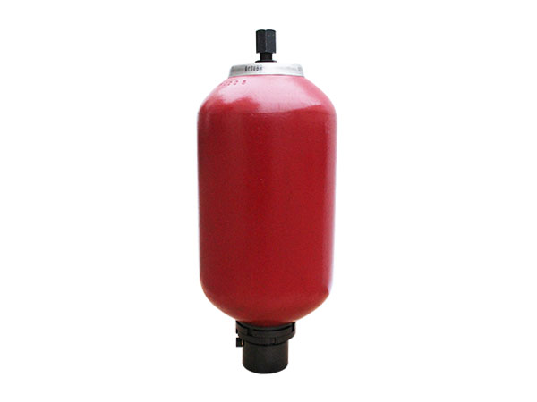 蓄能器氮?dú)獾某溲b與充氣壓力數(shù)值介紹？